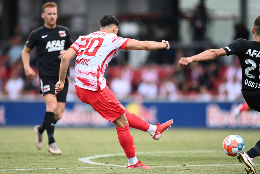 风云突变多特蒙德赛后内部沟通,荷甲版图或变,媒体盛赞,身体对抗强度拉满 风云突变多特蒙德赛后内部沟通,荷甲版图或变,媒体盛赞,身体对抗强度拉满