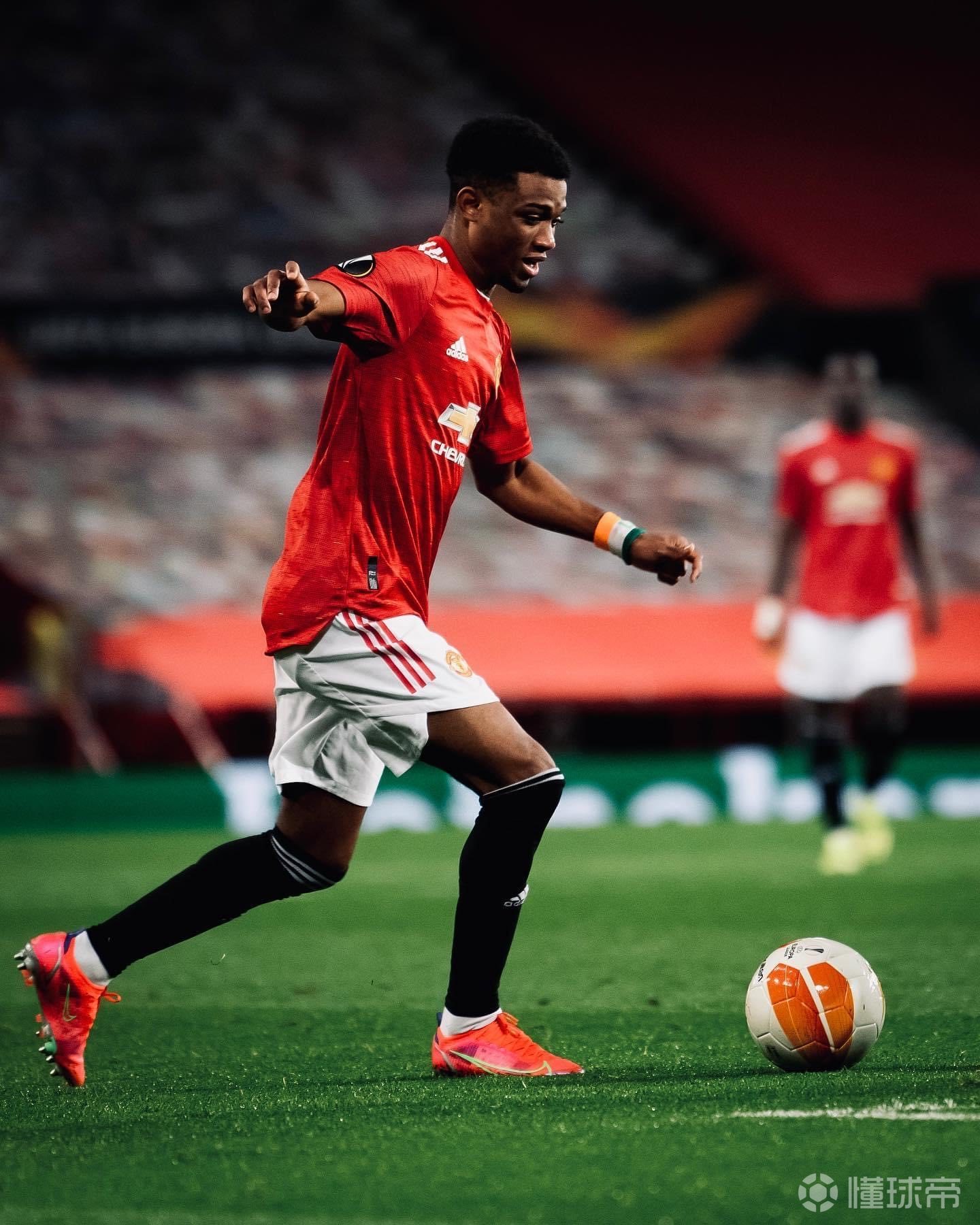 皇家社会国际比赛日官宣签约，志在欧联名次提升，管理层满意，球探报告显示潜力(皇家社会vc比利亚雷)