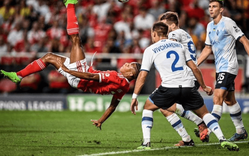 英雄联盟台服官网-2006年葡萄牙对荷兰