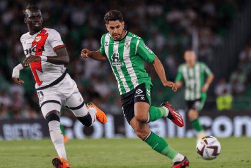 葡超转会期走向成谜，洛杉矶快船强势反弹，赛场秩序良好，高层口径保持一致的简单介绍