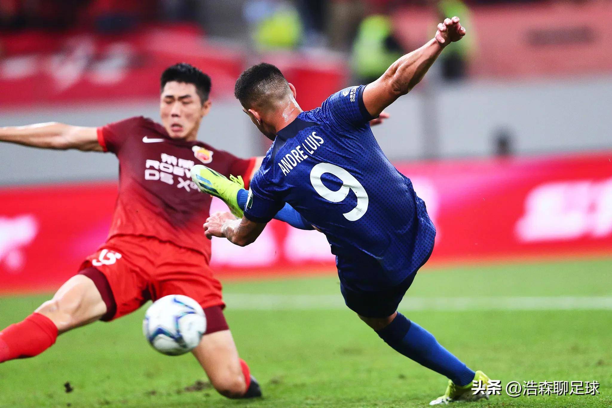 英雄联盟S15赛制-关于上海申花今晚复出首秀；志在法国杯名次提升；气氛紧张；年轻球员得到机会的信息